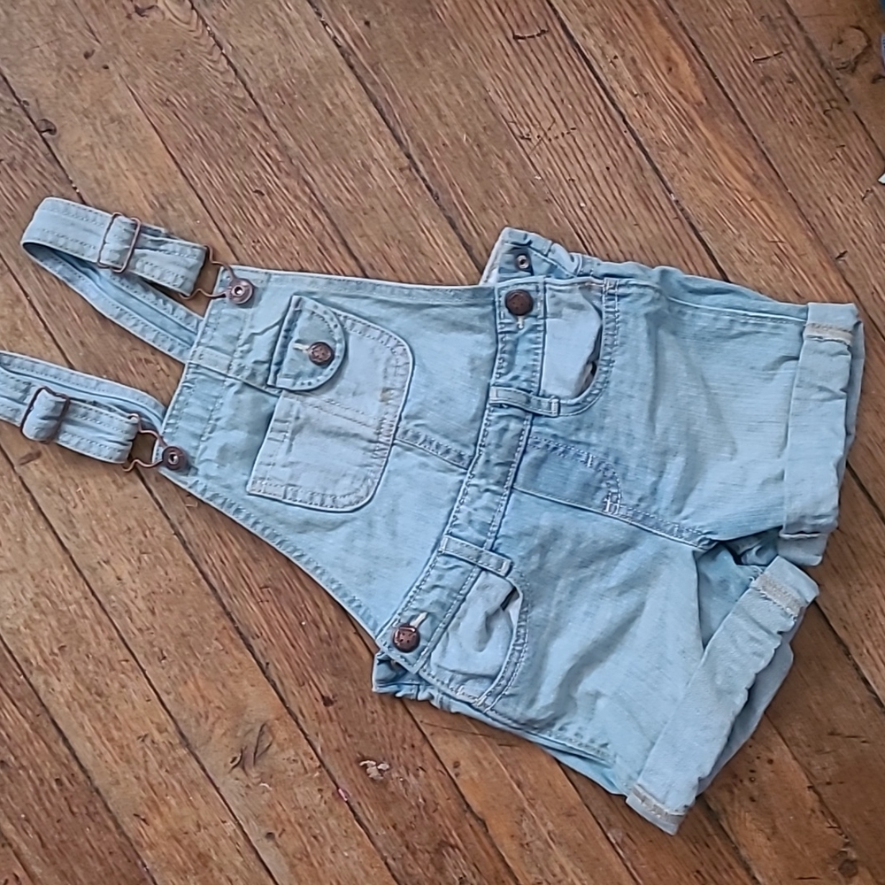 Oshkosh B'gosh girls size 4 shortalls